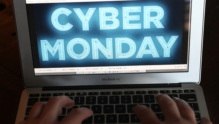 558af4a0-GETTY_cybermonday_112618_1543230882361.jpg