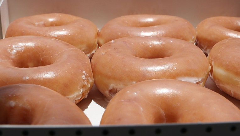 2b371575-GETTY_krispykremedonuts_110618_1541500334953.jpg