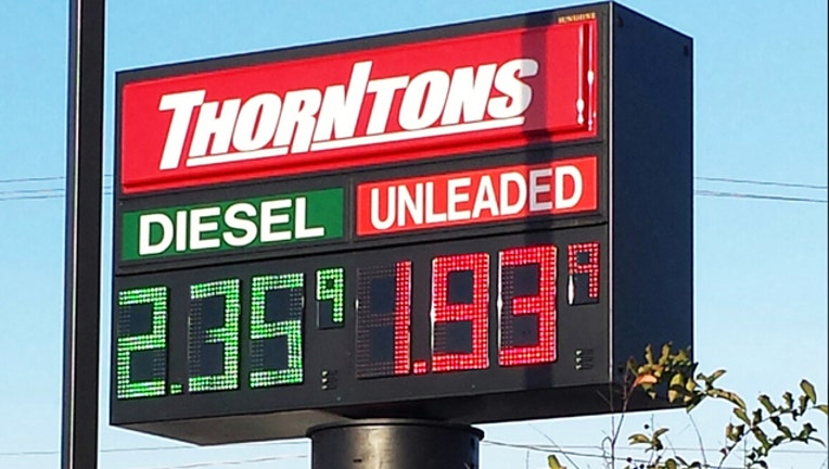 95d6e80a-Gas prices day_1447769834537.jpg