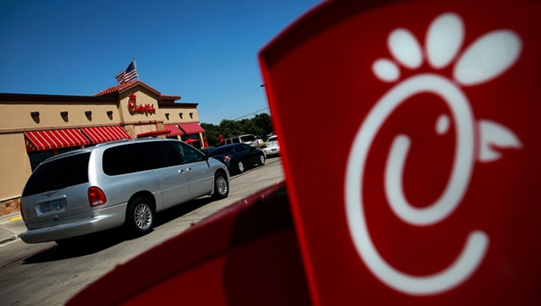 45ce9266-Chick Fil-A (GETTY)-408200-408200-408200
