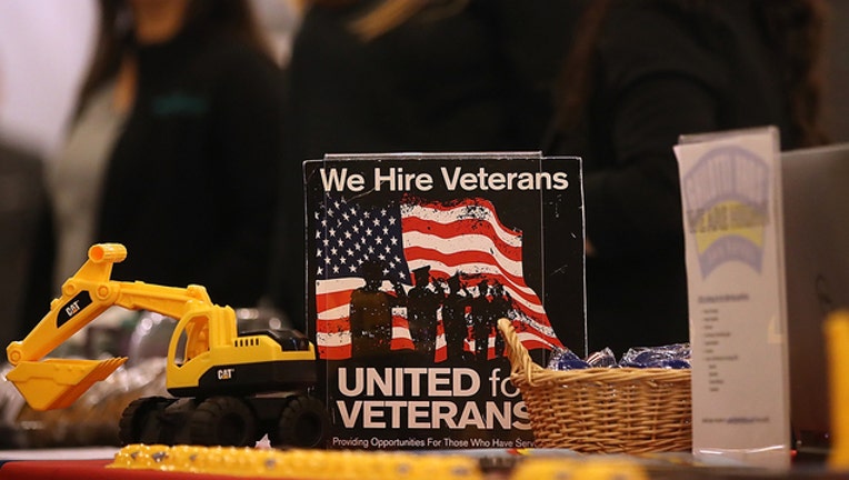 ed990434-hire a veteran getty 872216830_1564062921787
