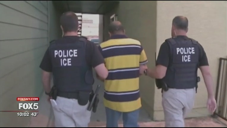 7bebacfe-Immigration_crackdown_0_20170222032238-402970-402970