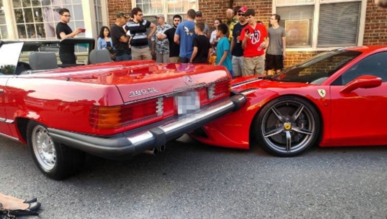 4b3ec469-Mercedes drives onto Lamborghini 2_1470594808623-401720.jpg