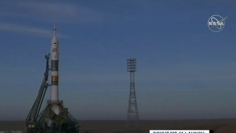 5a3a52ab-NASA TV_soyuz spacecraft_120318_1543841563966.png-402429.jpg