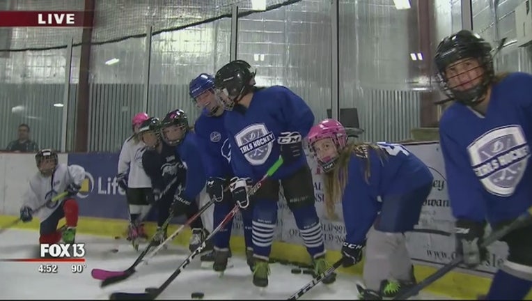 37cb7744-On_the_ice_for_Girls____Hockey_Day_1_20181008191511