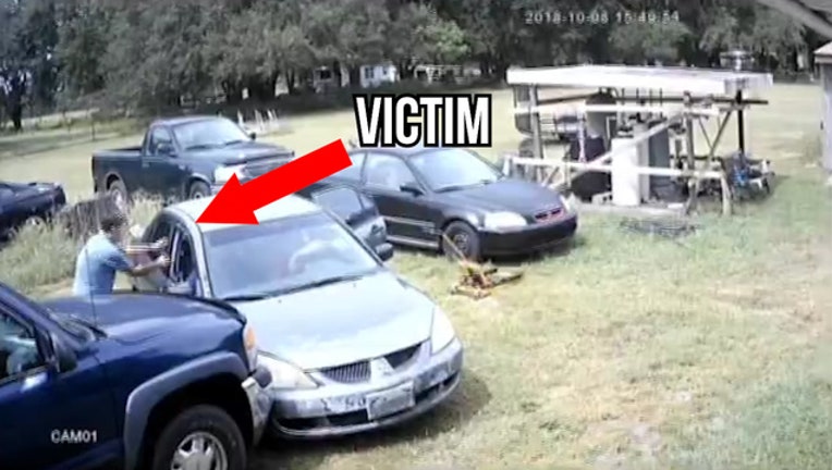 eb3d144a-Polk_County_deputies_search_for_burglary_0_20181009135326
