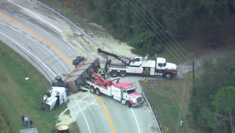 2a8ce280-Skyfox Fertilizer hwy 98 truck ax.mpg.15_49_51_01.Still001_1544475155490.jpg.jpg