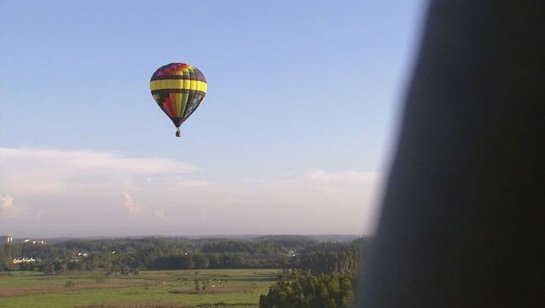 3eeee9e4-hot air balloon 3