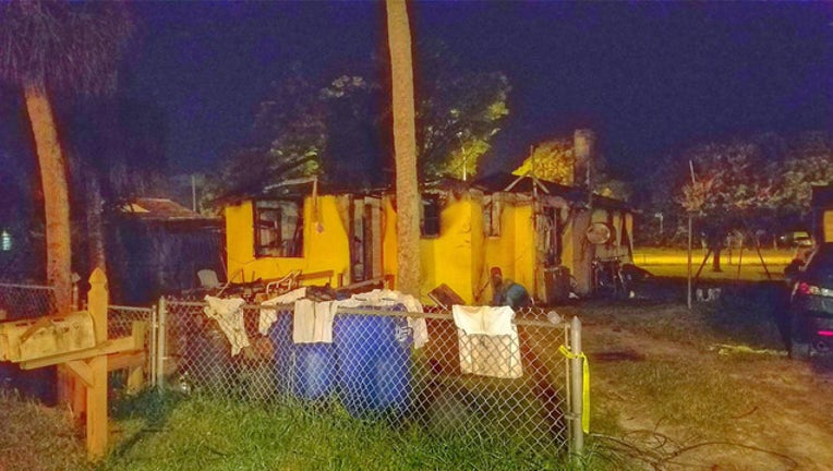 07dca4b6-WTVT palmetto house fire_1537179027871.jpg.jpg