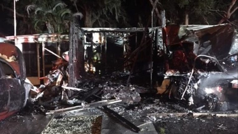 329cb28e-Winter Haven mobile home fire (2)_1539521132300.jpg.jpg