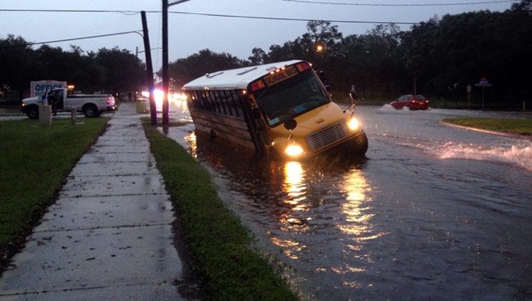 baec6f64-bus in water_1503924108772.jpg