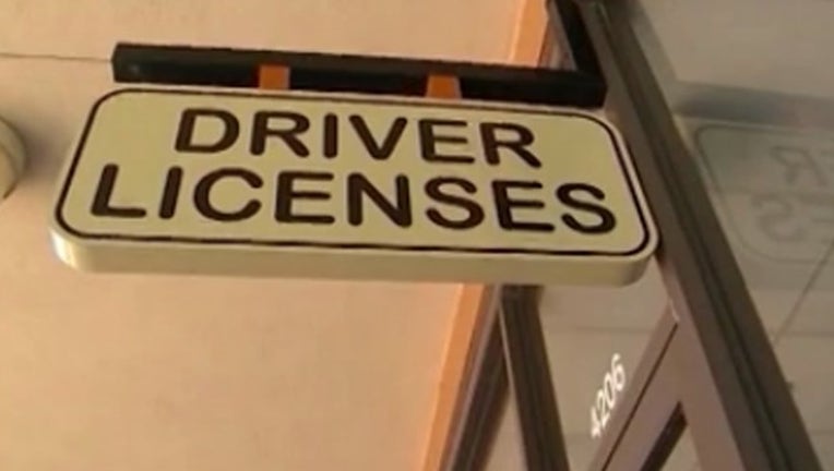 54c14cdc-driver licenses_1529361348470.png-402429.jpg