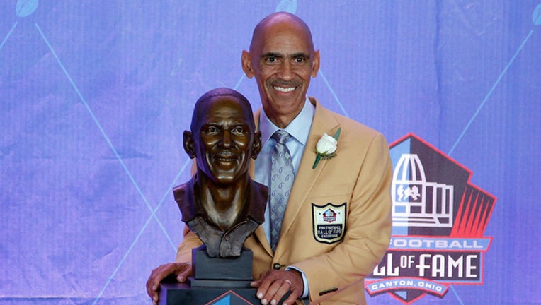 94283c06-Dungy Hall of Fame