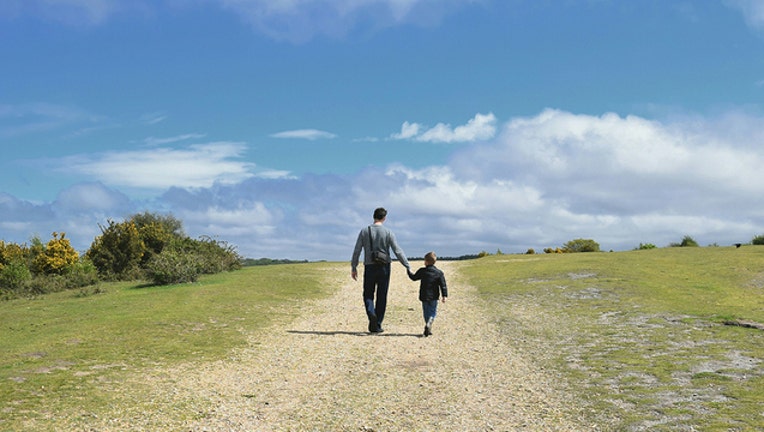58828df1-fatherson_1497631972521.jpg