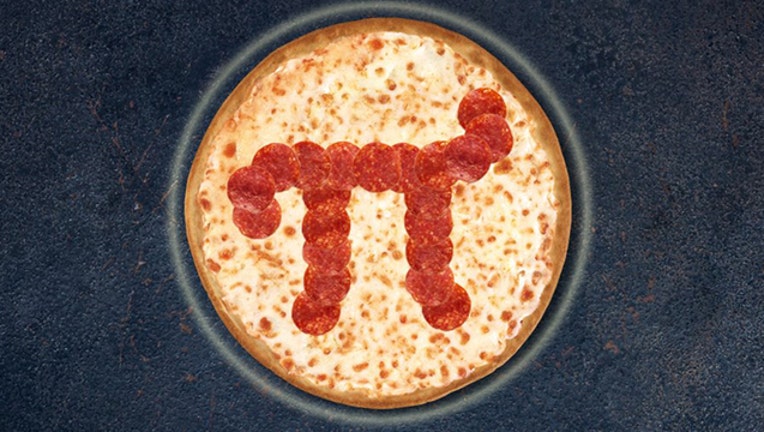 58248aee-freepizza_1457835200365.jpg