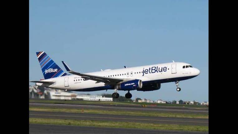 c77a7941-jetblue_1479226377843-407068.jpg