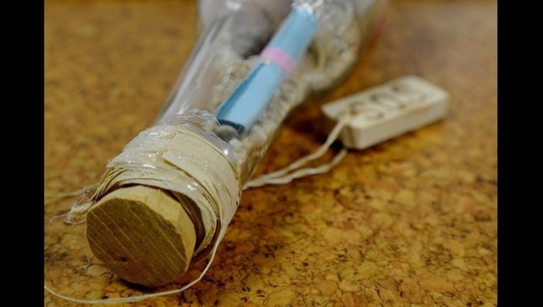 2f96453a-message in a bottle.jpg