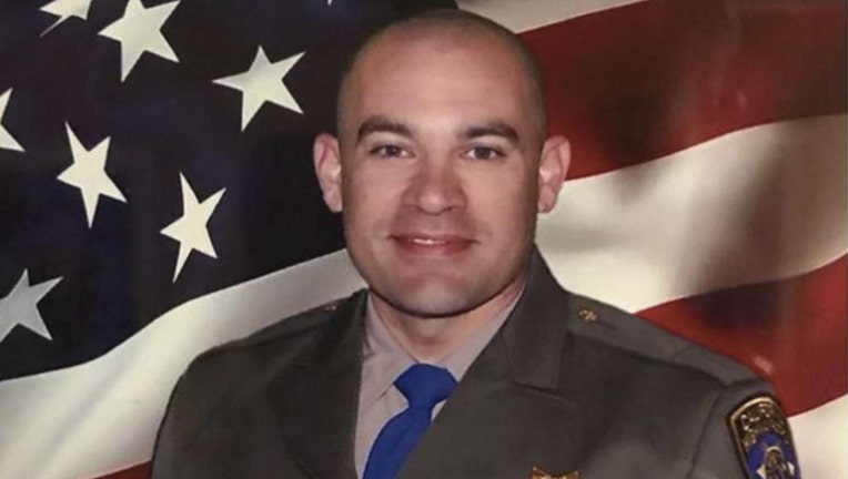 2fdb5cce-officerkilled_1514334695814.jpg