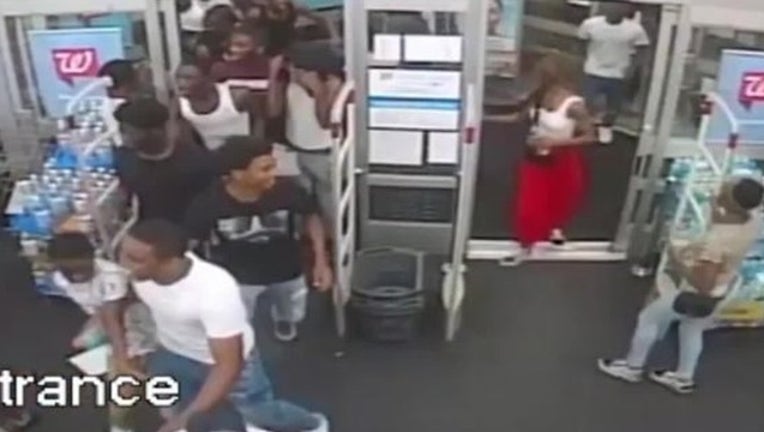 28b858cd-philadelpiha looting_1562849587907.png-402429.jpg