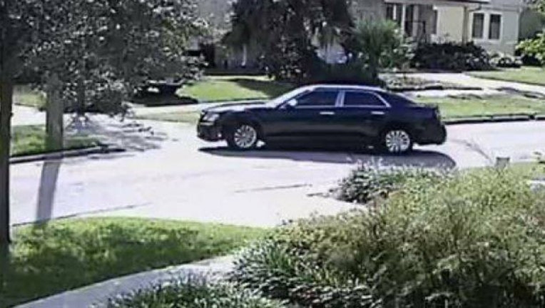 c7533412-robbery scam suspect car TPD_1541273752499.jpg.jpg