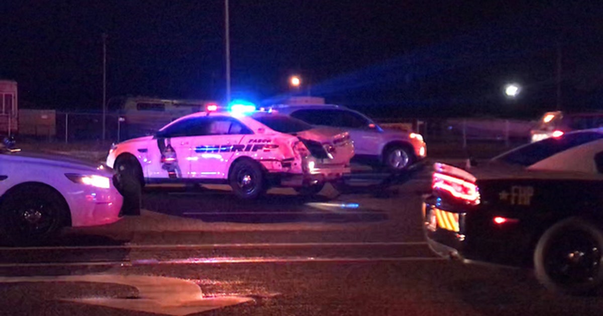 Motorcyclist crashes into back of Pasco deputy's vehicle | FOX 13 Tampa Bay