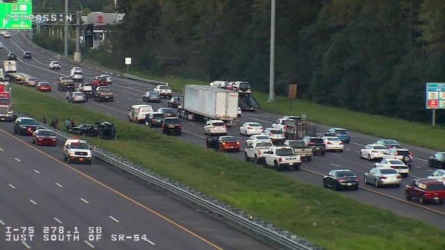 I-75 lanes reopening after rollover crash in Wesley Chapel