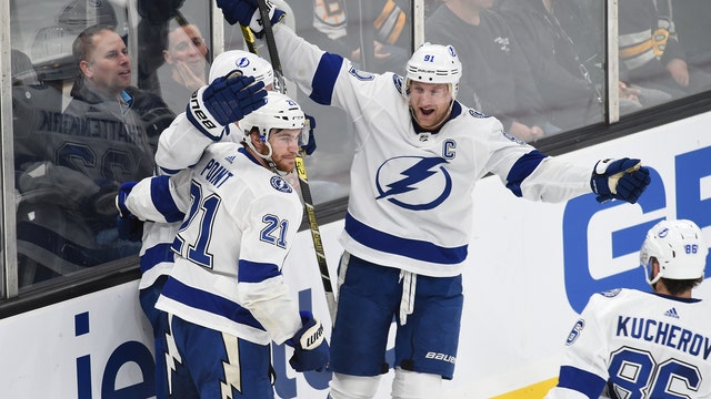 Stamkos scores in shootout, Lightning beat Bruins 4-3