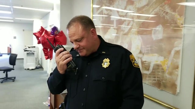 Tampa police lieutenant answers final radio call before retirement