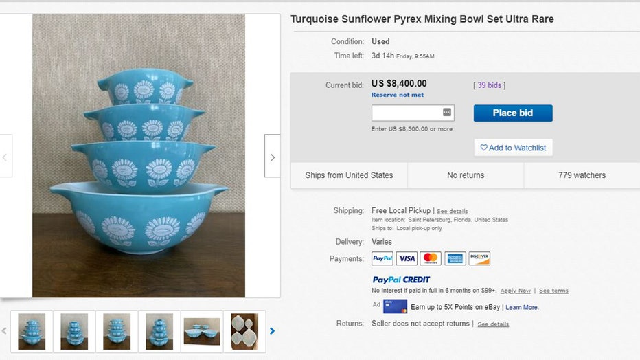 Turquoise pyrex mixing outlet bowls