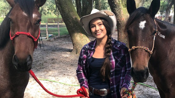 Wild mustangs are no match for this 18-year-old