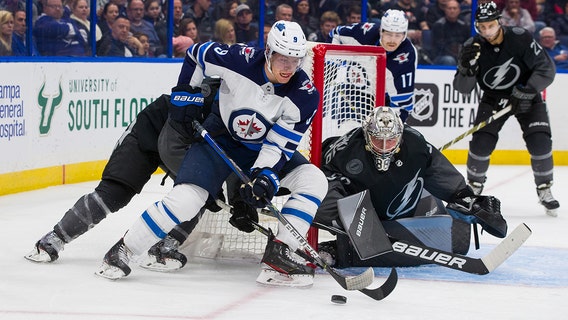 Vasilevskiy gets 132nd win as Lightning beat Ducks 6-2
