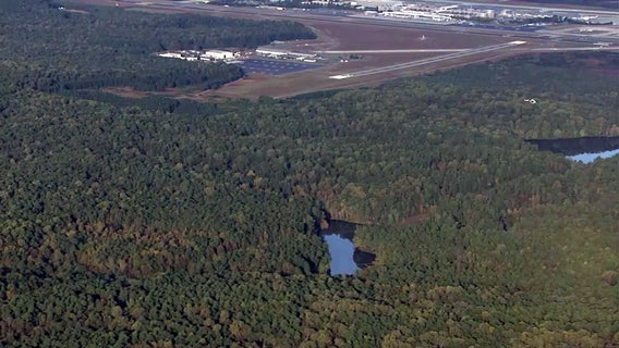 NTSB: Florida pilot had trouble seeing runway in North Carolina plane crash