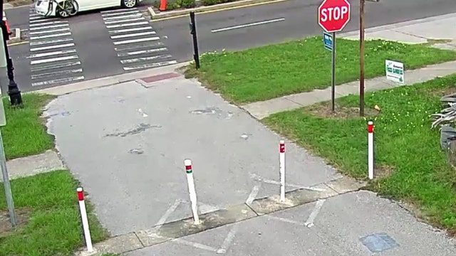 St. Pete police say flashing lights were on, bicyclist had right of way when he was struck by hit-and-run driver