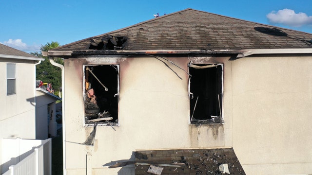 1 dead, 2 injured in Land O' Lakes house fire