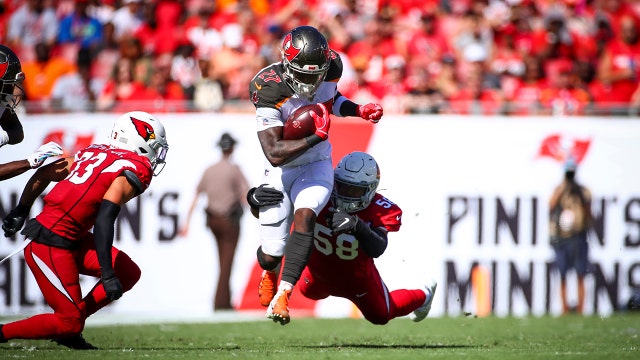 Winston throws for 358 yards as Bucs beat Cardinals 30-27