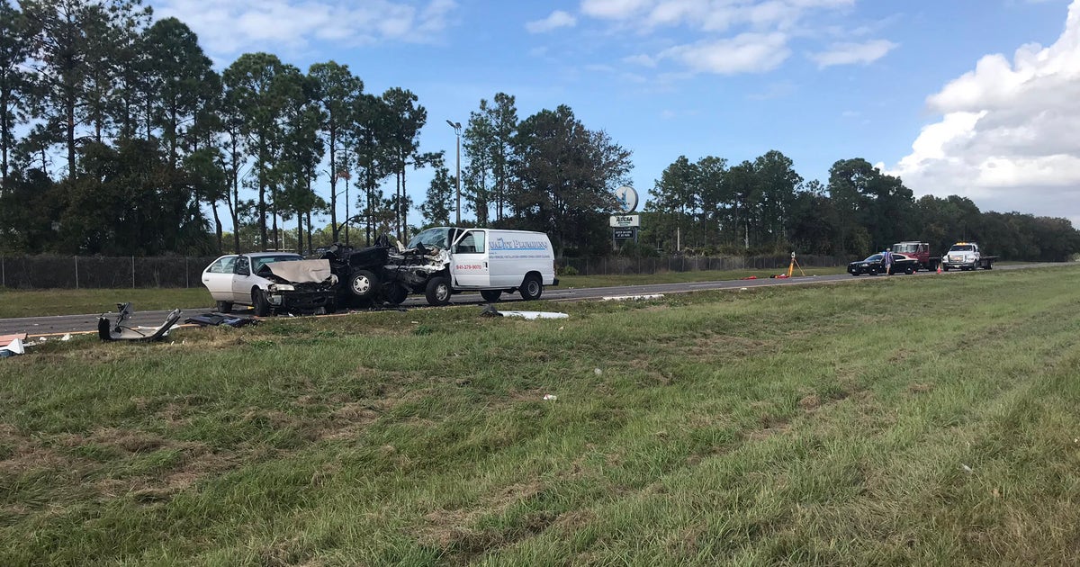 Woman killed in Manatee County chain-reaction crash | FOX 13 Tampa Bay