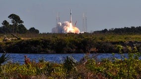 For first time, SpaceX sends reusable cargo capsule on third mission to space station