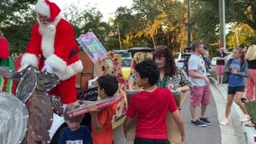 A Tampa neighborhood spreads Christmas joy to those in need