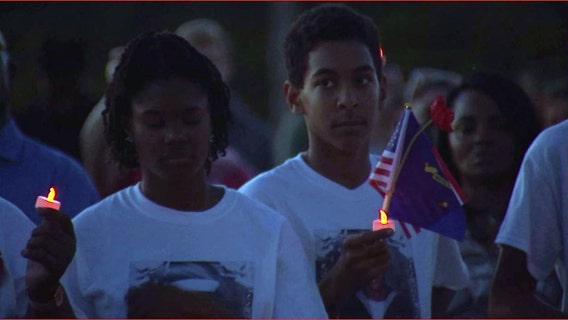 Vigil, 800-meter run honors life of Pensacola shooting victim