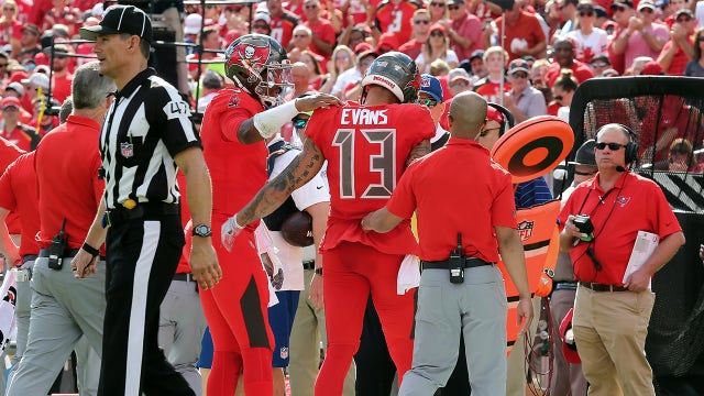 Buccaneers' Mike Evans likely out for season after injuring hamstring in TD catch