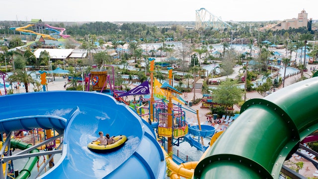 Cold weather closes Central Florida water parks Monday, Tuesday