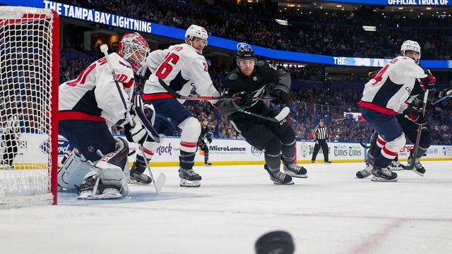 Ellers and Hathaway score 44 apart, Capitals beat Lightning 5-2