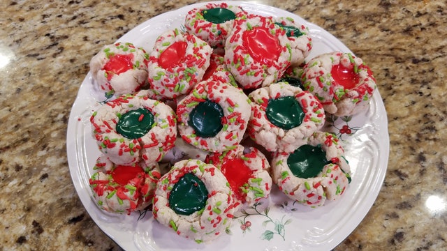 Recipe: Haley's Pittsburgh thumbprint cookie