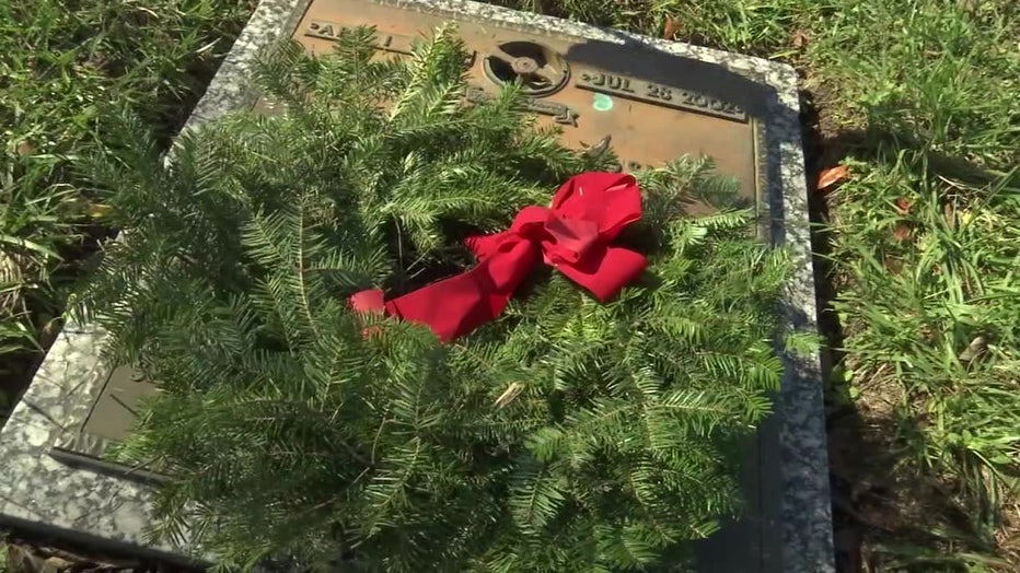 Fallen Veterans Honored With Wreaths In Hudson Fox 13 Tampa Bay