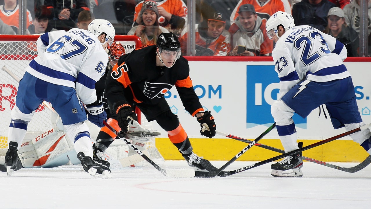 Maroon, Vasilevskiy lead Lightning to 10th straight victory