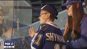 Lightning fan gets up-close look at game before he loses his sight