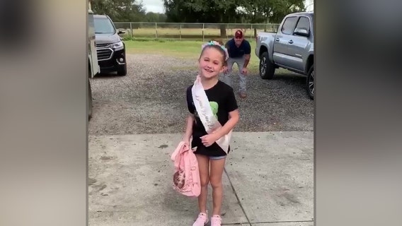 Army dad deployed for nearly a year surprises daughter