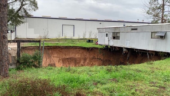 Tallahassee mobile home park sinkhole