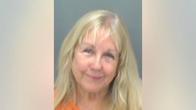 Florida woman texted 911 asking for advice on how to file for divorce, police say
