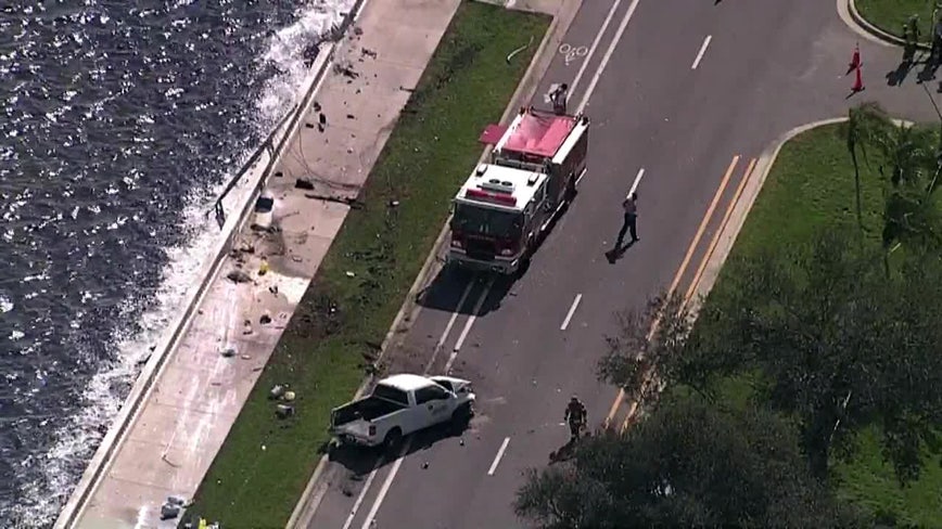 Lakeland police officer dies in motorcycle crash | FOX 13 Tampa Bay